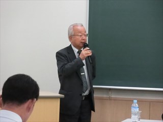 閉会挨拶(鈴木会長代行)